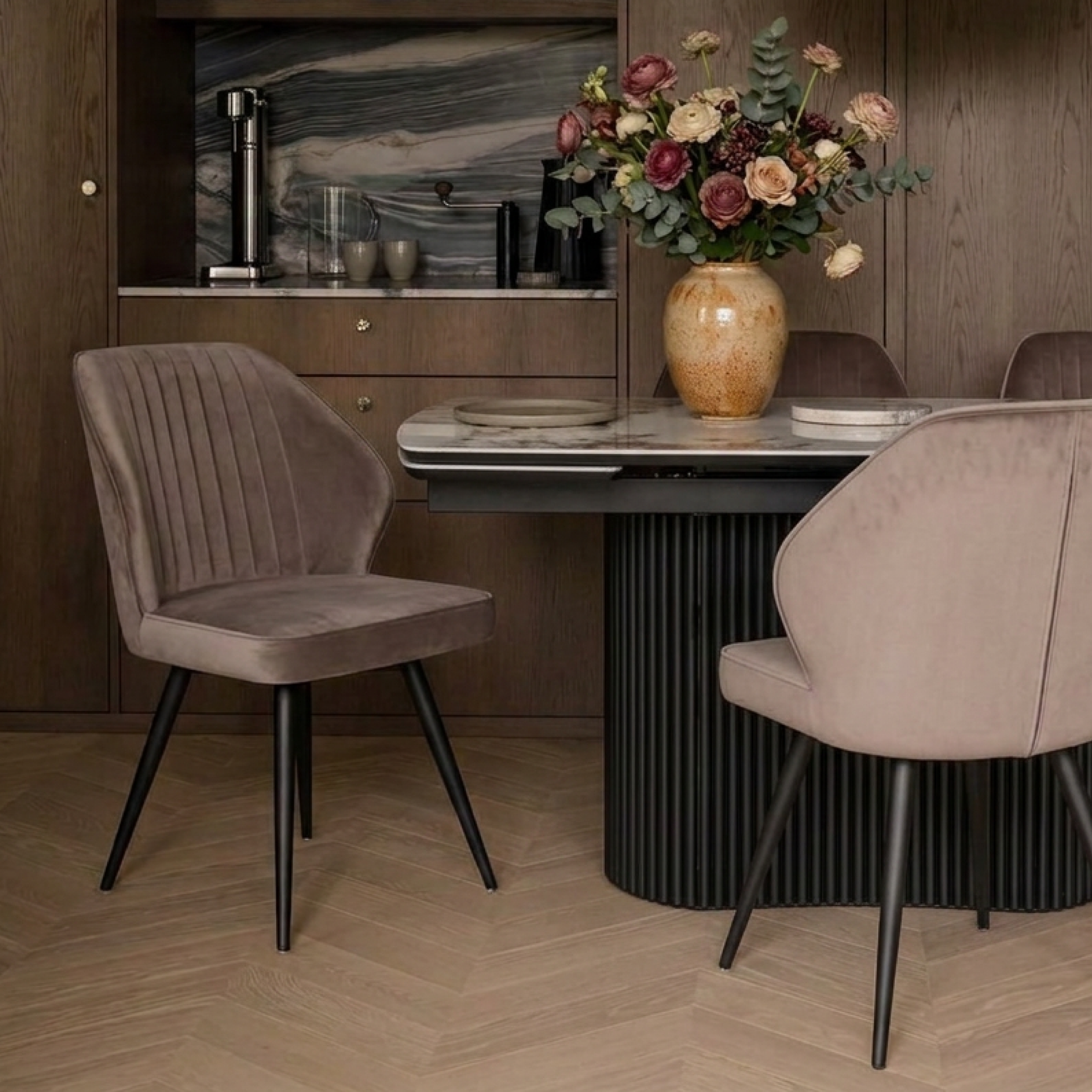 Стул MICHAEL-R1 360, d05 CAPPUCCINO LUX\черный_preview_3
