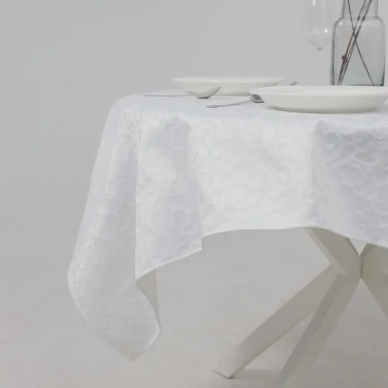 Скатерть грязеотталкивающая, круглая д.150см, рококо 2695, белый 010101_preview_5