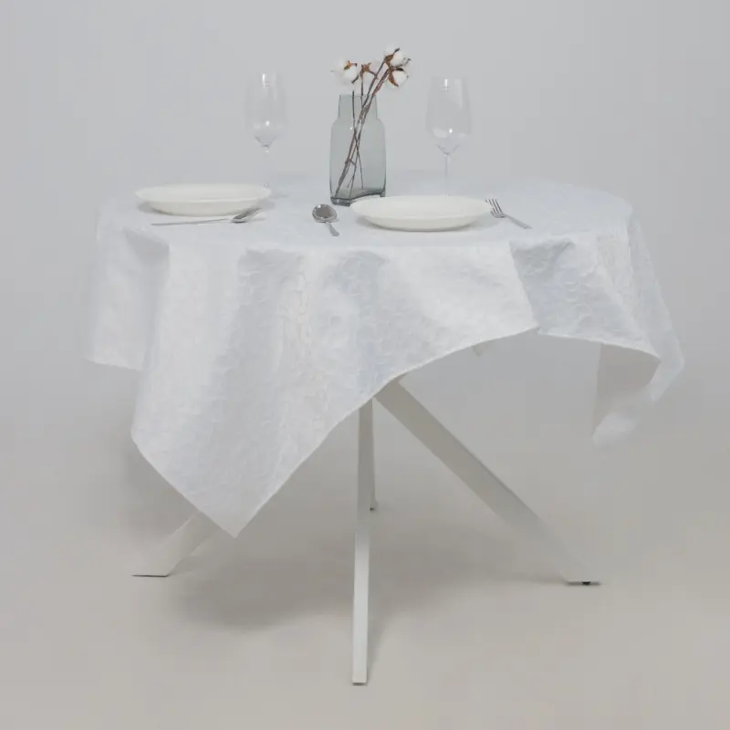 Скатерть грязеотталкивающая, круглая д.150см, рококо 2695, белый 010101_preview_2
